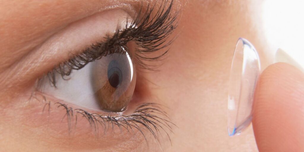 Monthly contact lenses online