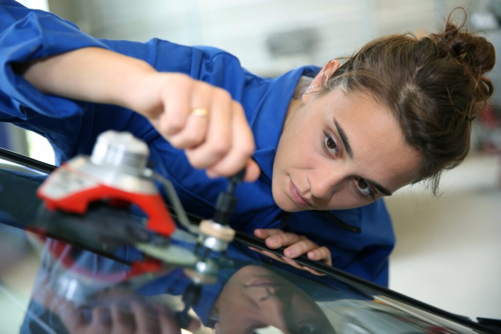 get a quote for oakland auto glass repair